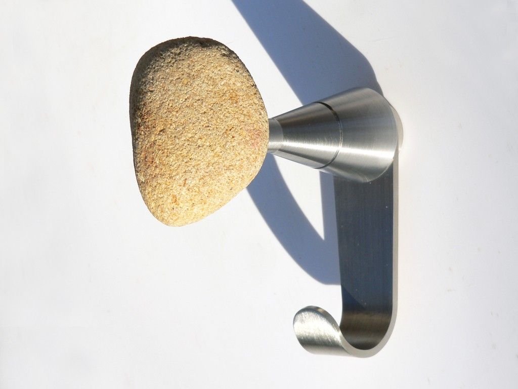 Appendiabiti stones sabbia.jpg