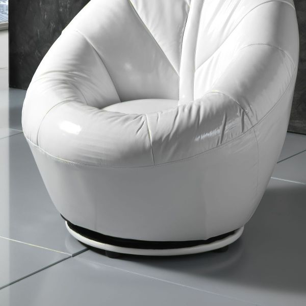 Poltrona blatt girevole in ecopelle bianca design per camera da ... Poltrona camera da letto