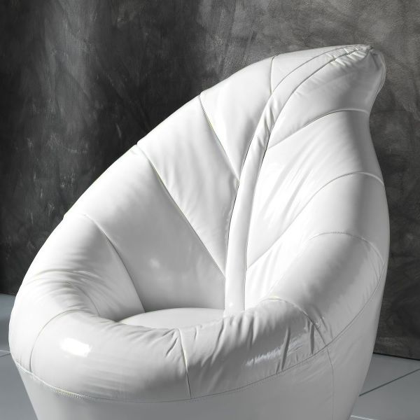 Poltrona blatt girevole in ecopelle bianca design per camera da ... Poltroncine girevoli tipo cinema