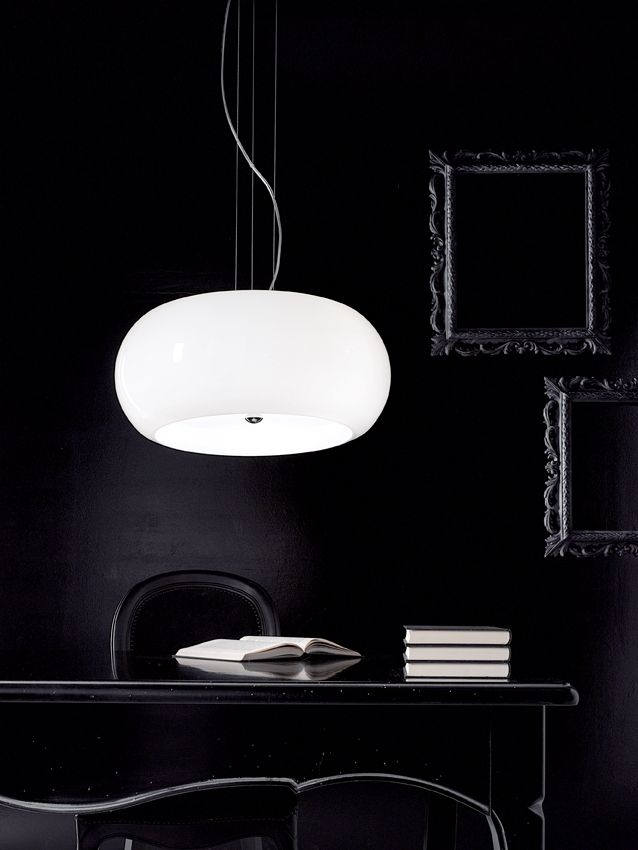 Illuminazione lampade a sospensione: esempio di illuminazione a ... Lampade Appese idee