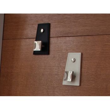 Appendiabiti da parete in pelle design moderno Maia 2