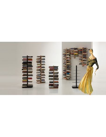 Libreria salvaspazio a muro a colonna in legno massello ZiaBice