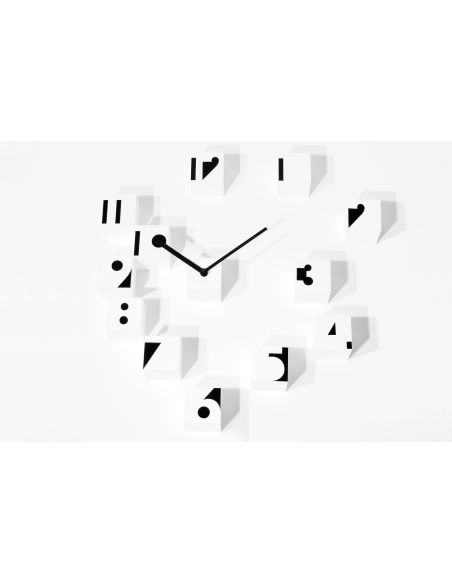 Orologio a parete a cubetti design moderno RND_Time