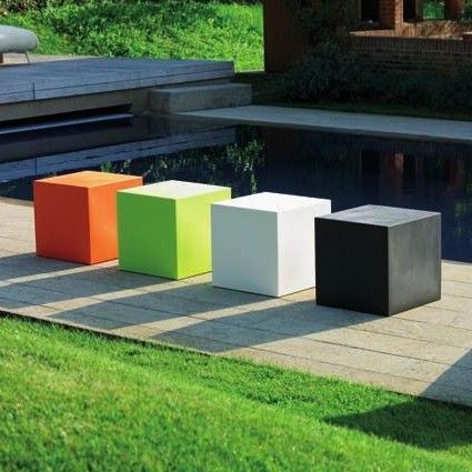 Pouf luminoso da esterno in resina 40x40 o 50x50 Kube