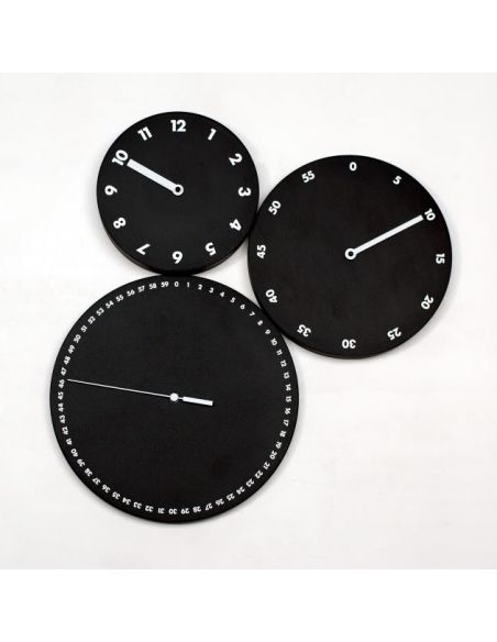 Orologio moderno da parete H:M:S: a tre dischi