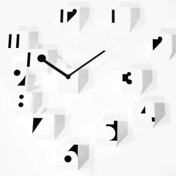 Orologio a parete a cubetti design moderno RND_Time