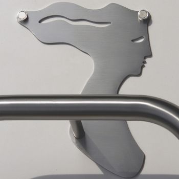 Servomuto design da parete portabiti in acciaio Cleo 2