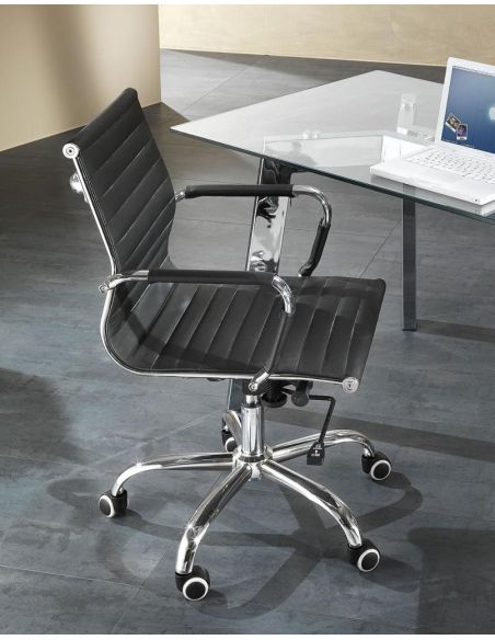 Sedia per scrivania ufficio in ecopelle nera Delroy Sedia per scrivania ufficio in ecopelle nera Delroy