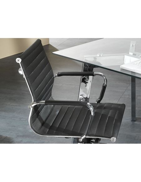 Sedia per scrivania ufficio in ecopelle nera Delroy Sedia per scrivania ufficio in ecopelle nera Delroy