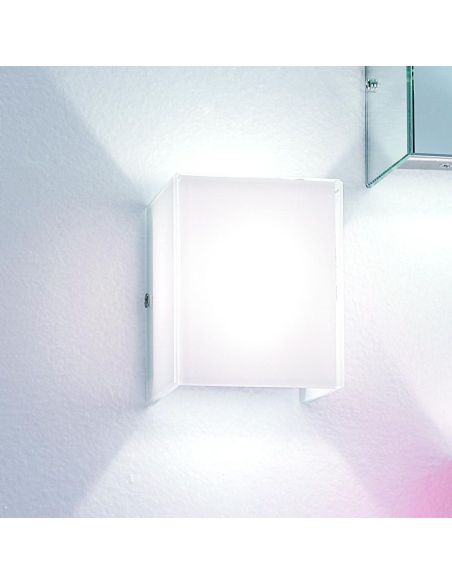 Lampada da parete moderna a LED in vetro extra-chiaro Compact Lampada da parete moderna a LED in vetro extra-chiaro Compact