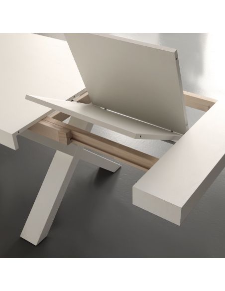 Tavolo allungabile in nobilitato bianco e rovere 160 x 90 cm Aras Tavolo allungabile in nobilitato bianco e rovere 160 x 90 cm Aras