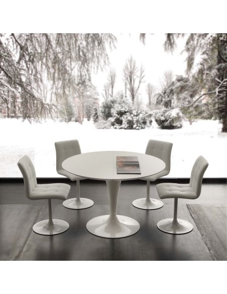 Poltroncina design moderno per sala pranzo Veikko