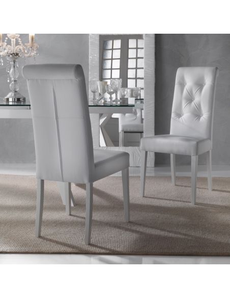 Coppia sedie schienale alto in ecopelle trapuntata Hilma