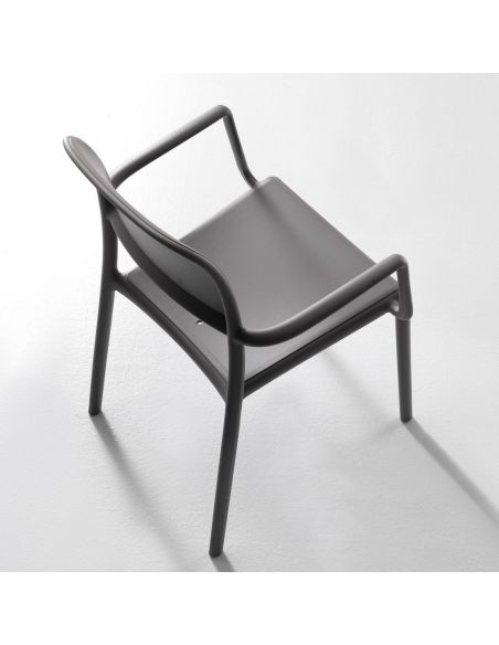 Sedie in resina impilabili per bars pubs ristoranti Abelide Sedie in resina impilabili per bars pubs ristoranti Abelide