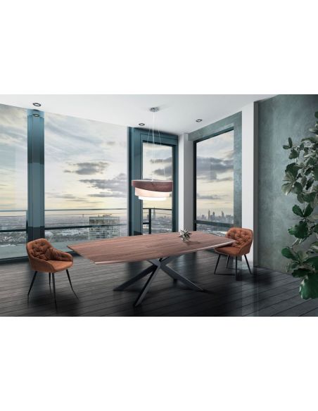 Tavolo design allungabile da 160 a 210 cm in legno e metallo Salmour Tavolo design allungabile da 160 a 210 cm in legno e metallo Salmour