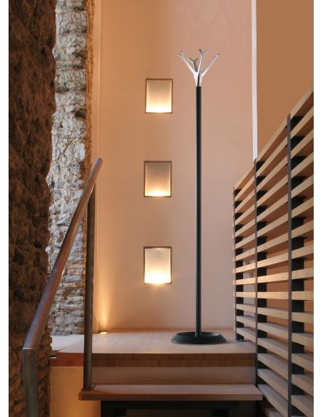 Appendiabiti da terra design per ingresso in acciaio Ellis Appendiabiti da terra design per ingresso in acciaio Ellis