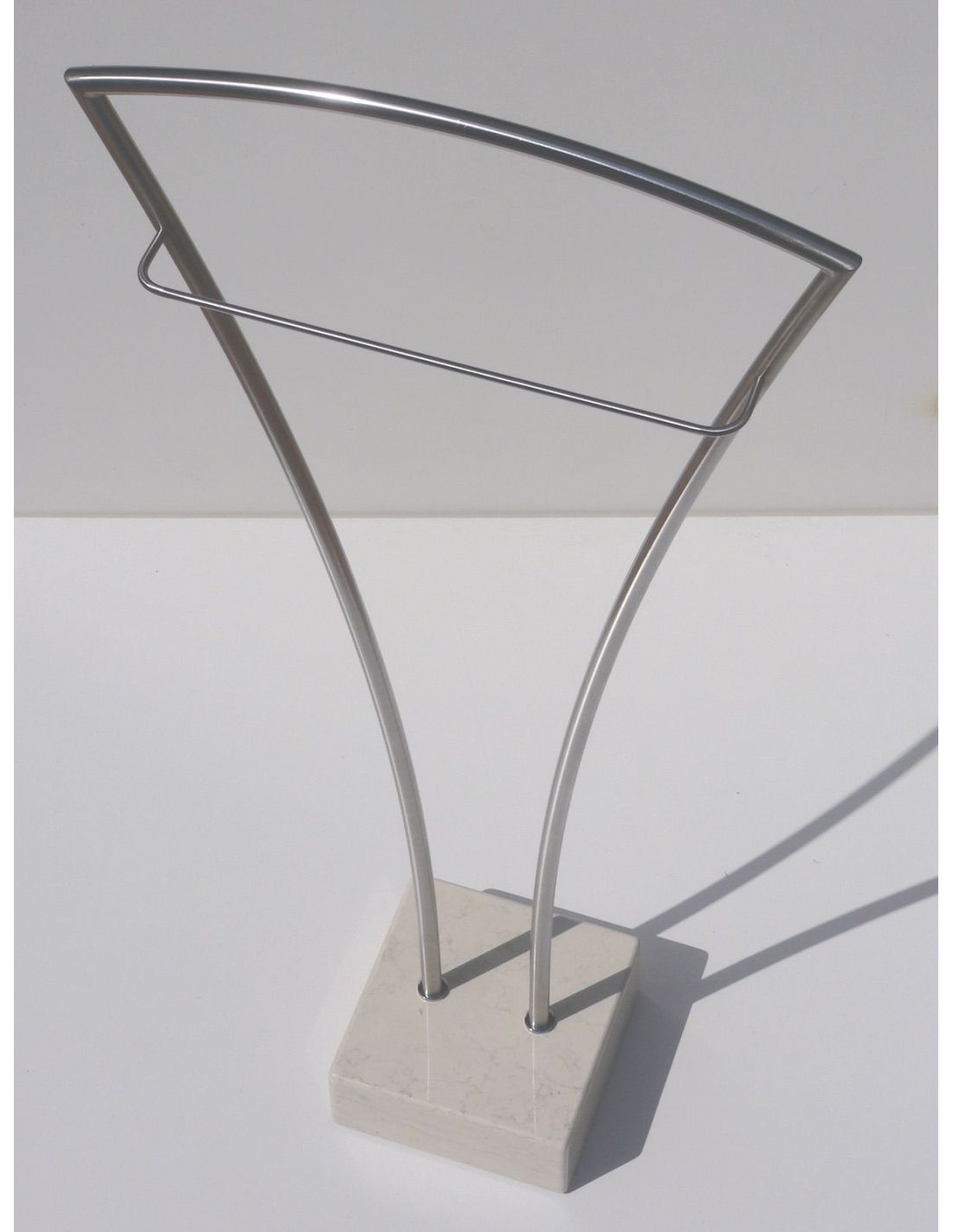 Servomuto design moderno in acciaio inox Vilmos