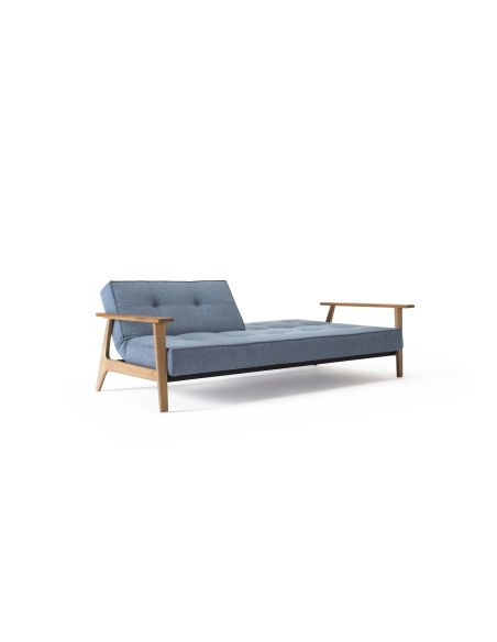 Divano letto con braccioli in legno e materasso a molle SplitBack Frej - 525 Mixed Dance Light Blue Divano letto con braccioli in legno e materasso a molle SplitBack Frej - 525 Mixed Dance Light Blue