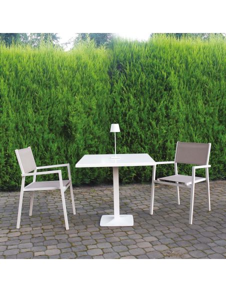 Sedia da esterno impilabile in metallo Prizna Sedia da esterno impilabile in metallo Prizna