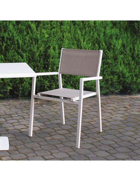 Sedia da esterno impilabile in metallo Prizna Sedia da esterno impilabile in metallo Prizna