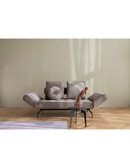 Divano letto singolo Ghia in tessuto con cuscini e materasso a molle Divano letto singolo Ghia in tessuto con cuscini e materasso a molle