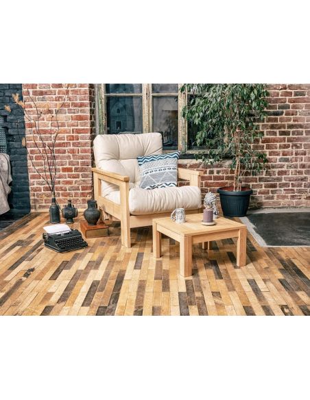 Poltrona da salotto moderna in legno massello Kolari