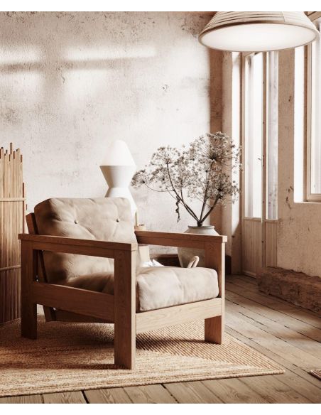 Poltrona da salotto moderna in legno massello Kolari