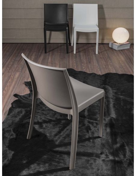 Sedie impilabili in polipropilene bianco nero o tortora Berlin Sedie impilabili in polipropilene bianco nero o tortora Berlin