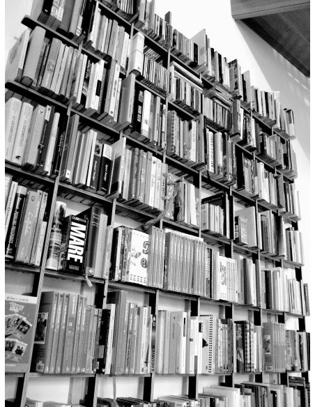 Libreria da parete in legno design moderno Schlagseite