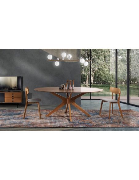 Tavolo da pranzo ovale in legno massello Hubbard Oak