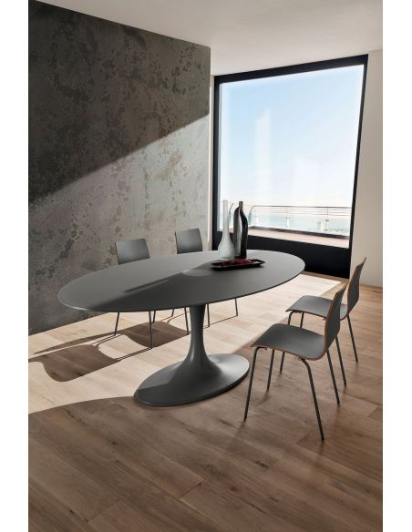 Tavolo fisso ovale con piano in vetro laccato Avalon London Tavolo fisso ovale con piano in vetro laccato Avalon London