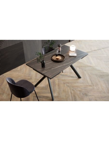 Tavolo da pranzo allungabile in acciaio e gres Tirrel