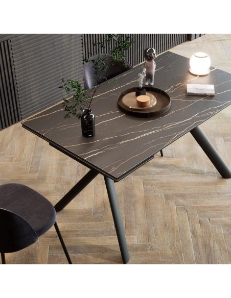 Tavolo da pranzo allungabile in acciaio e gres Tirrel