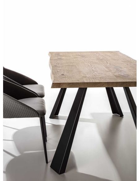 Tavolo da pranzo in legno e acciaio Viborg