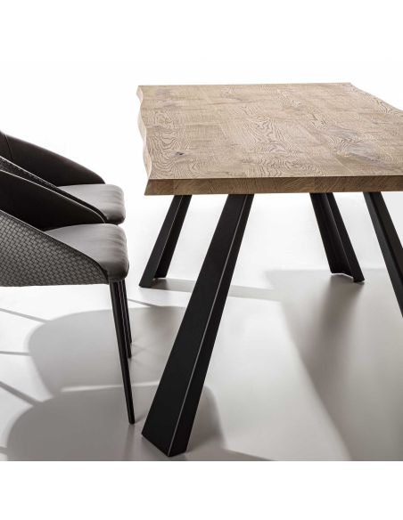 Tavolo da pranzo in legno e acciaio Viborg