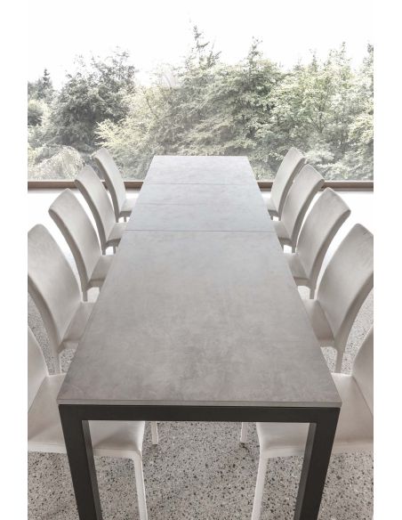 Tavolo da pranzo allungabile in metallo e nobilitato Austin