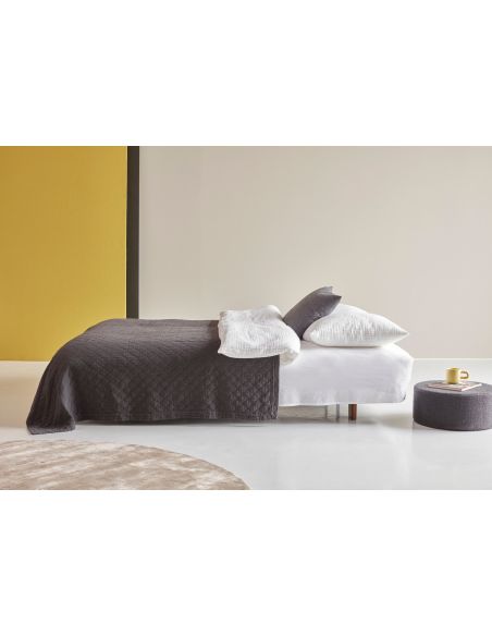 Divano letto alla francese per uso quotidiano Eilis Divano letto alla francese per uso quotidiano Eilis