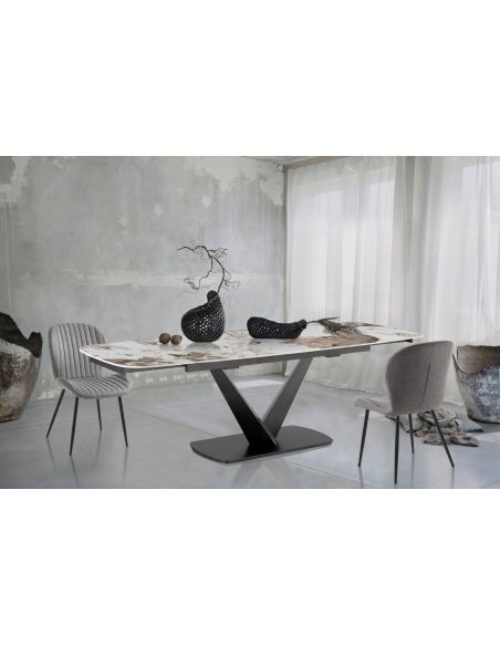 Tavolo allungabile con piano in ceramica Michael B Tavolo allungabile con piano in ceramica Michael B