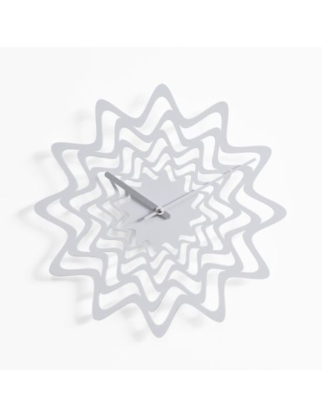 Orologio da parete moderno in metallo colorato Flux