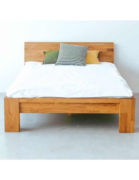 Letto in legno massello di rovere Oregon