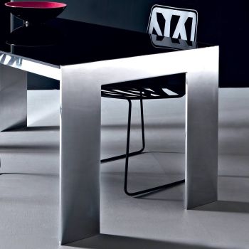 Tavolo design moderno in alluminio e vetro Touch 2