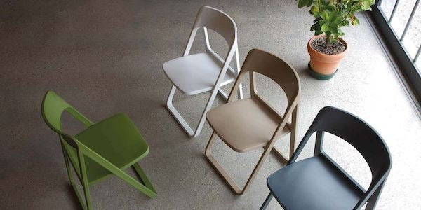 Le sedie pieghevoli salvaspazio, quelle giuste quando hai ospiti in casa!