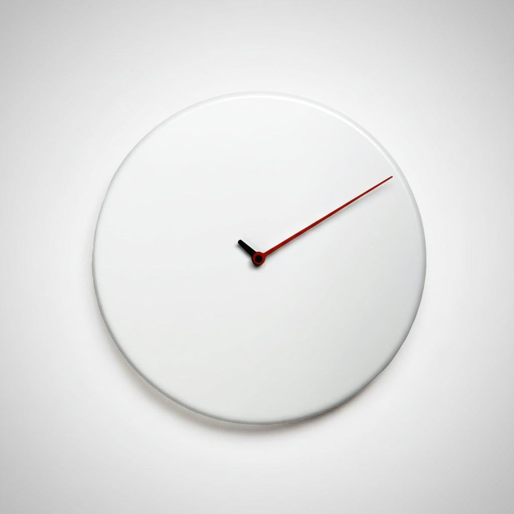 Orologio da muro Less design rotondo in legno