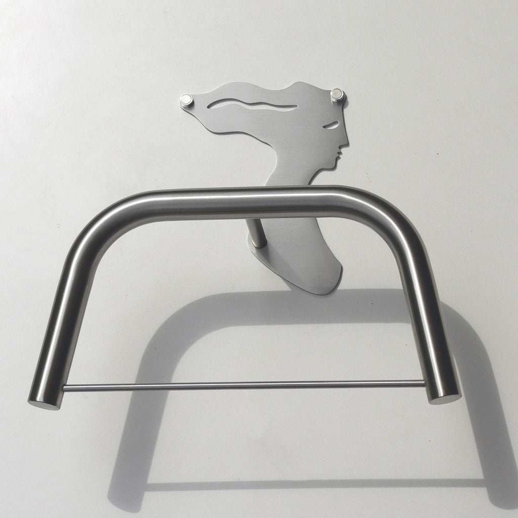 Servomuto design da parete portabiti in acciaio Cleo