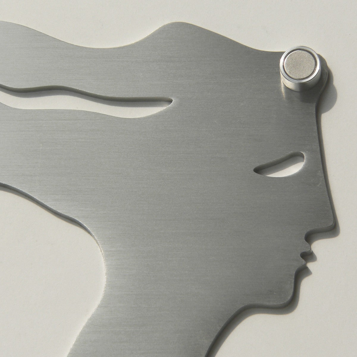 Servomuto design da parete portabiti in acciaio Cleo