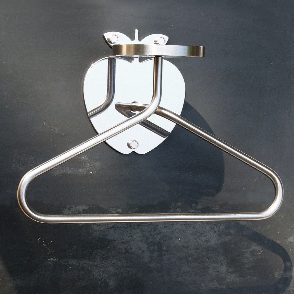 Porta abiti servomuto da parete Arden Bowl