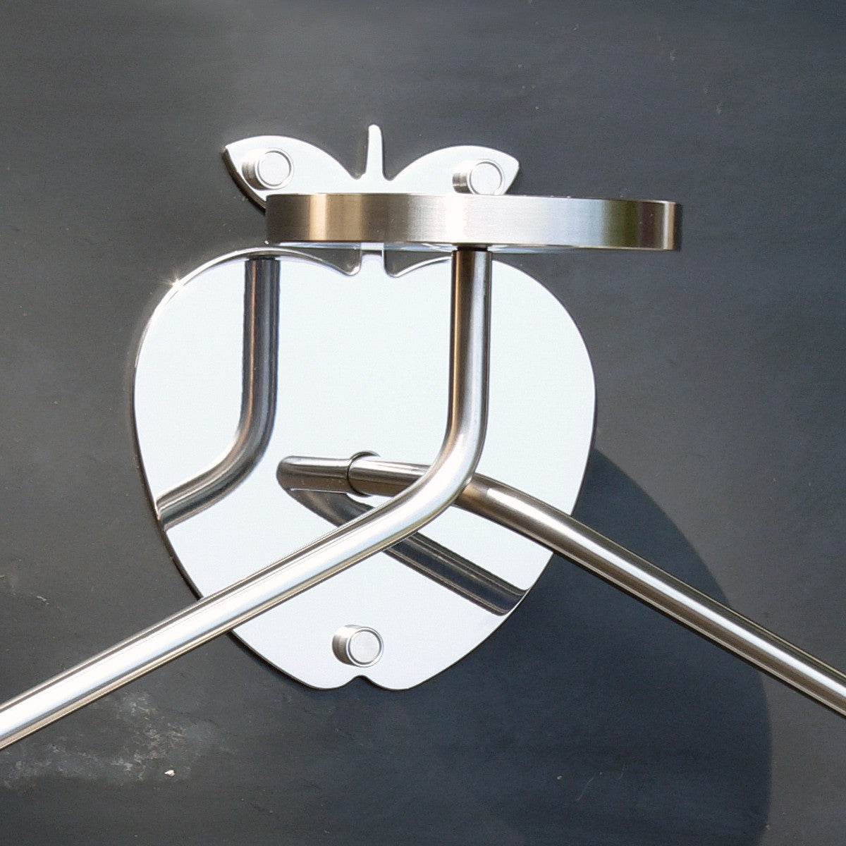 Porta abiti servomuto da parete Arden Bowl