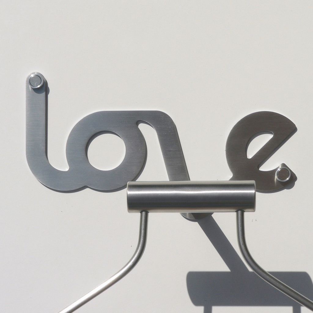 Portabiti da parete servomuto moderno Cyrus