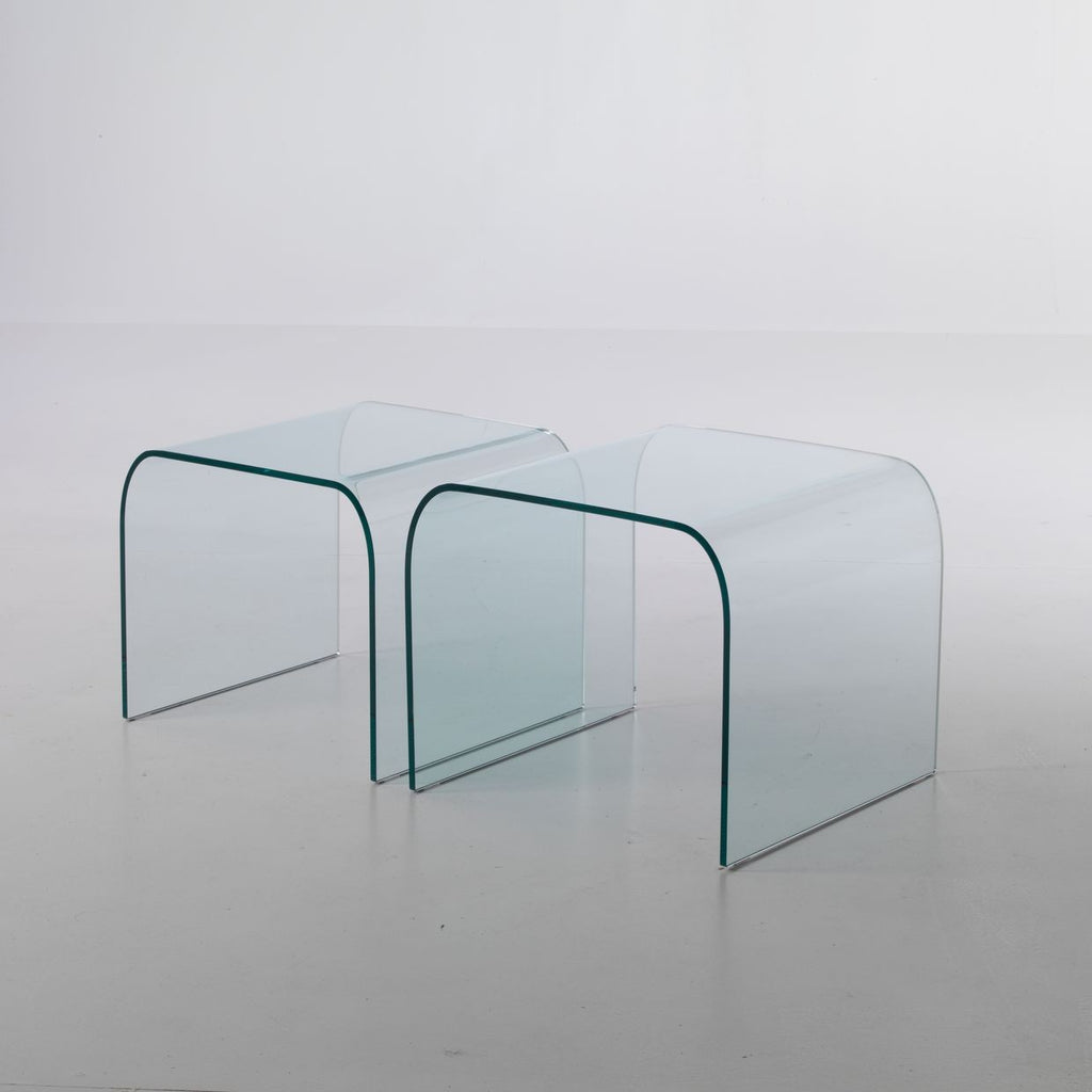 Coppia tavolini in vetro curvato Britta