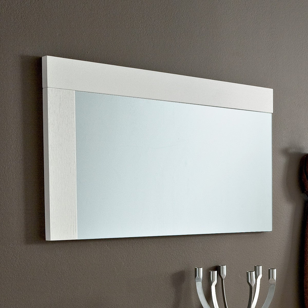 Specchio con cornice in legno Bernard